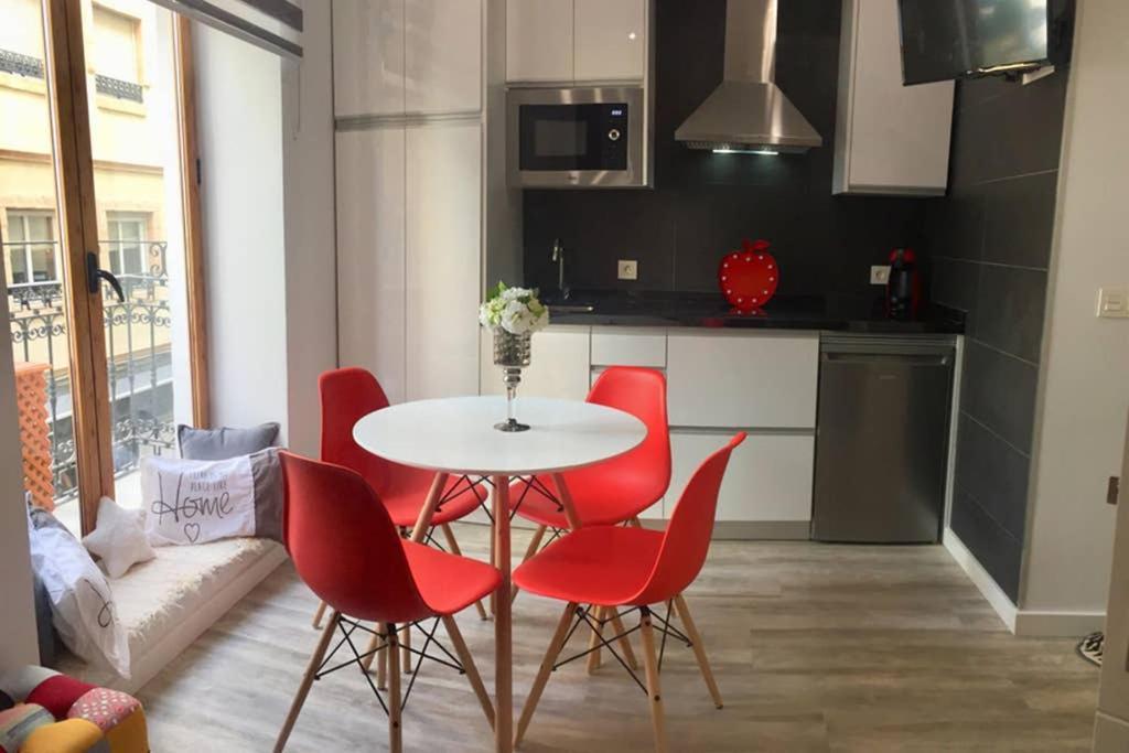 Apartamento De Diseno Centrico A 5 Min De Playa Alicante Bagian luar foto