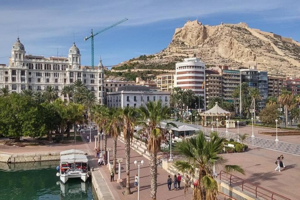 Apartamento De Diseno Centrico A 5 Min De Playa Alicante Bagian luar foto