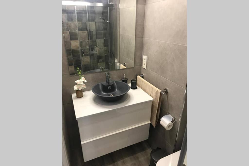 Apartamento De Diseno Centrico A 5 Min De Playa Alicante Bagian luar foto